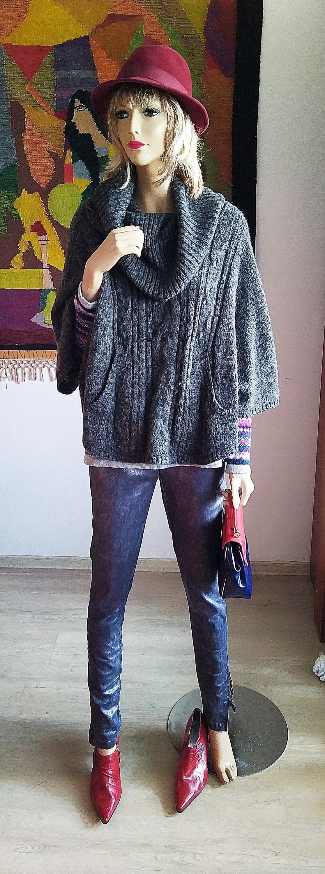 Rollkragen Poncho Mit Taschen Und Ärmeln von StyleFromMe