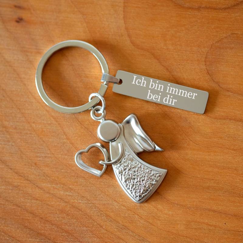 Schlüsselanhänger Engel Herz Flügel Personalisiert Silber Mit Wunschgravur Glücksbringer Beschützer Schutzengel Begleiter von StyleGravur