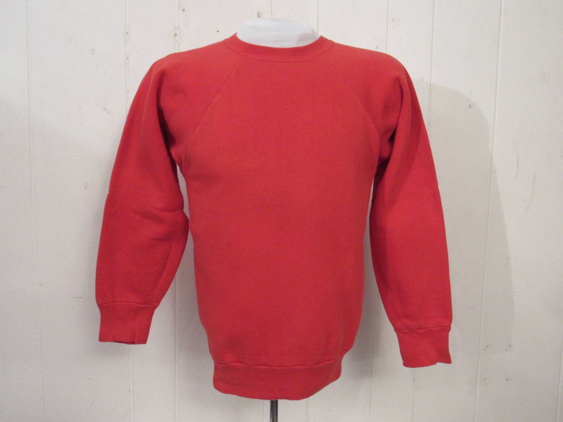 Vintage Sweatshirt, 1960Er Jahre Schlichtes Rotes Vintage-Kleidung, Größe Medium von StylePlyer
