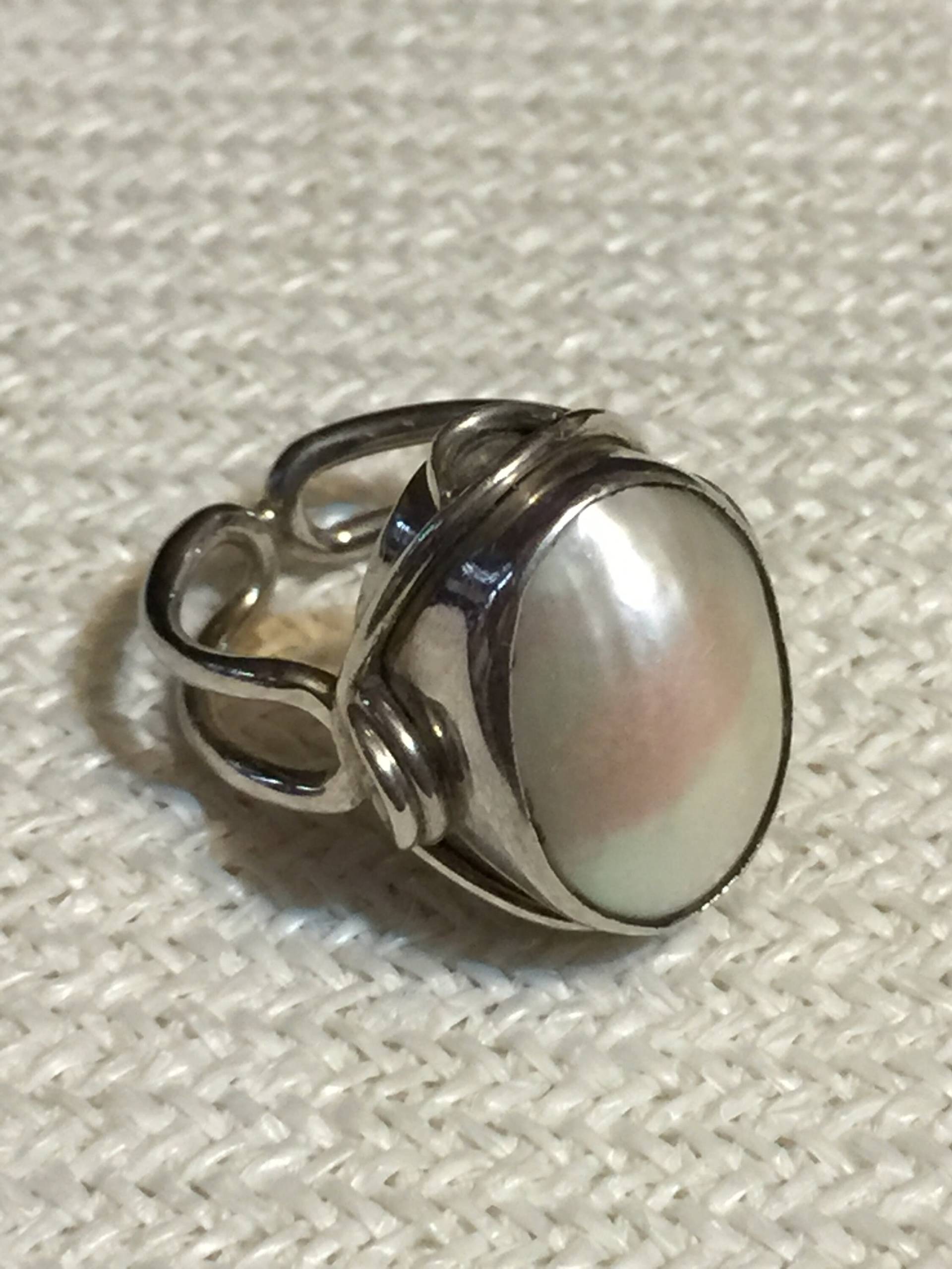 Atemberaubender Großer Moderner Ring Aus Sterlingsilber Und Perlmutt von StyleSourceNYC