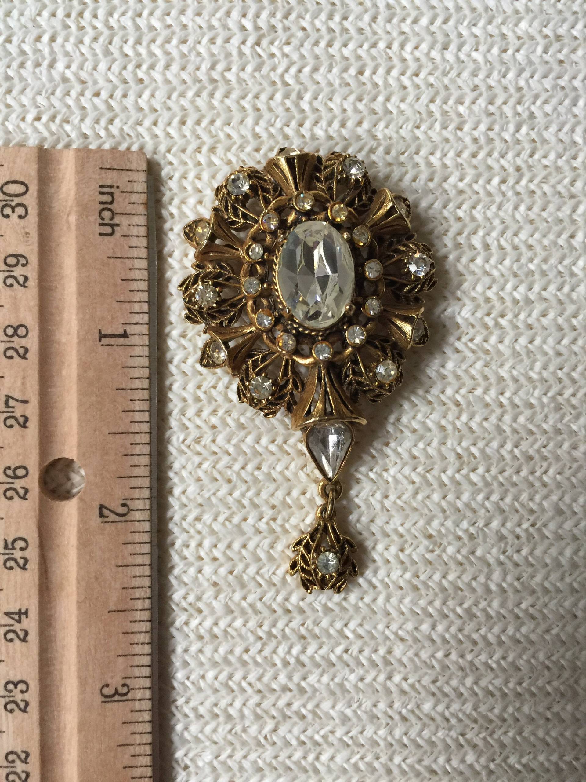 Florenza Brosche Blütenpin Ansteckkoralle von StyleSourceNYC