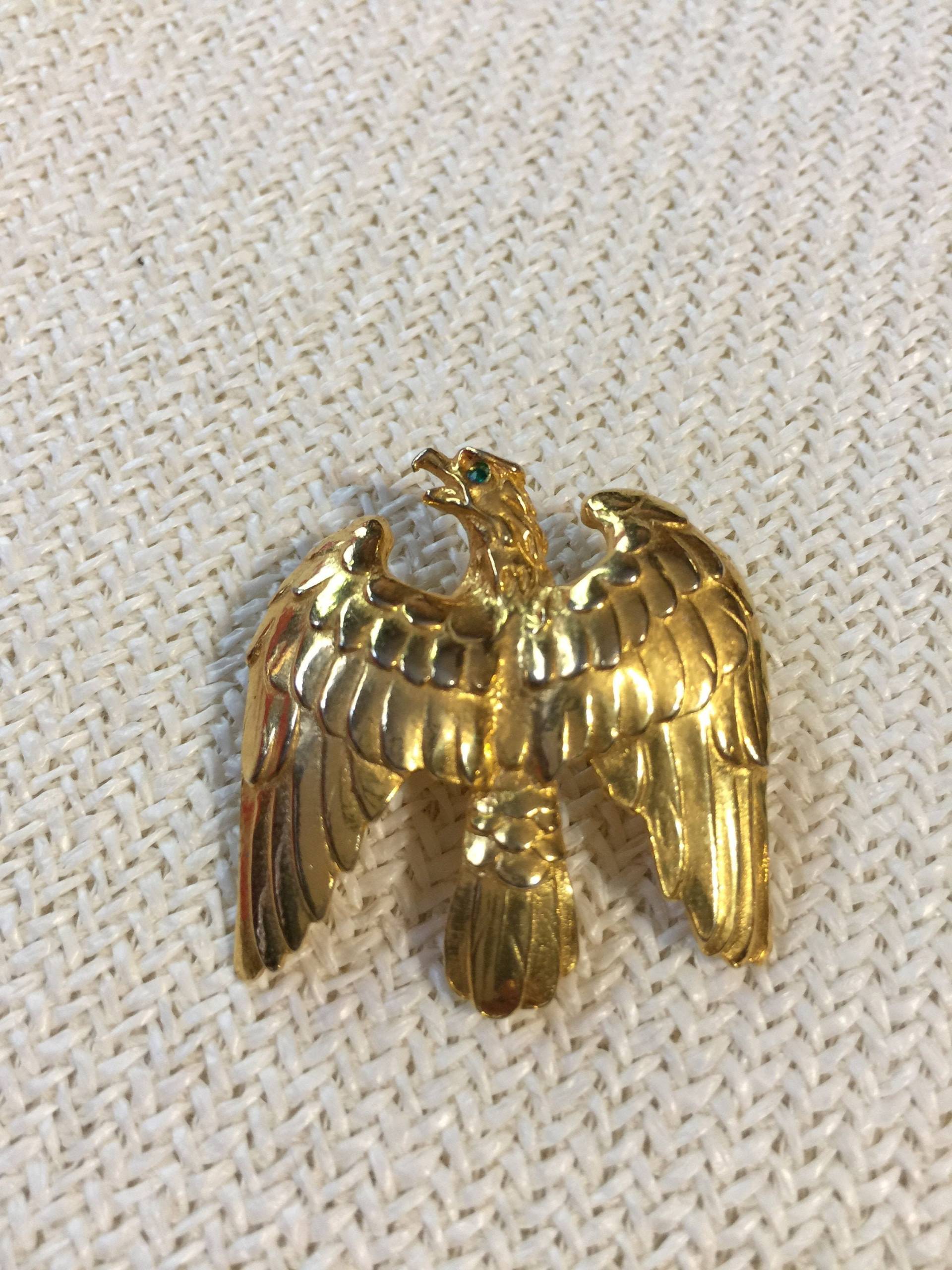 Gold Castlecliff Adler Brosche Strass Augen Grün Schönheit Vogel Freiheit Schwer Magisch Metallisch Pin Biker Usa von StyleSourceNYC