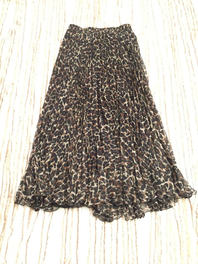 Schiere Leopard Faltenrock Toupy Vintage Braun Schwarzer Rock Animal Print Langer Designer Made in France Hoch Tailliert von StyleSourceNYC