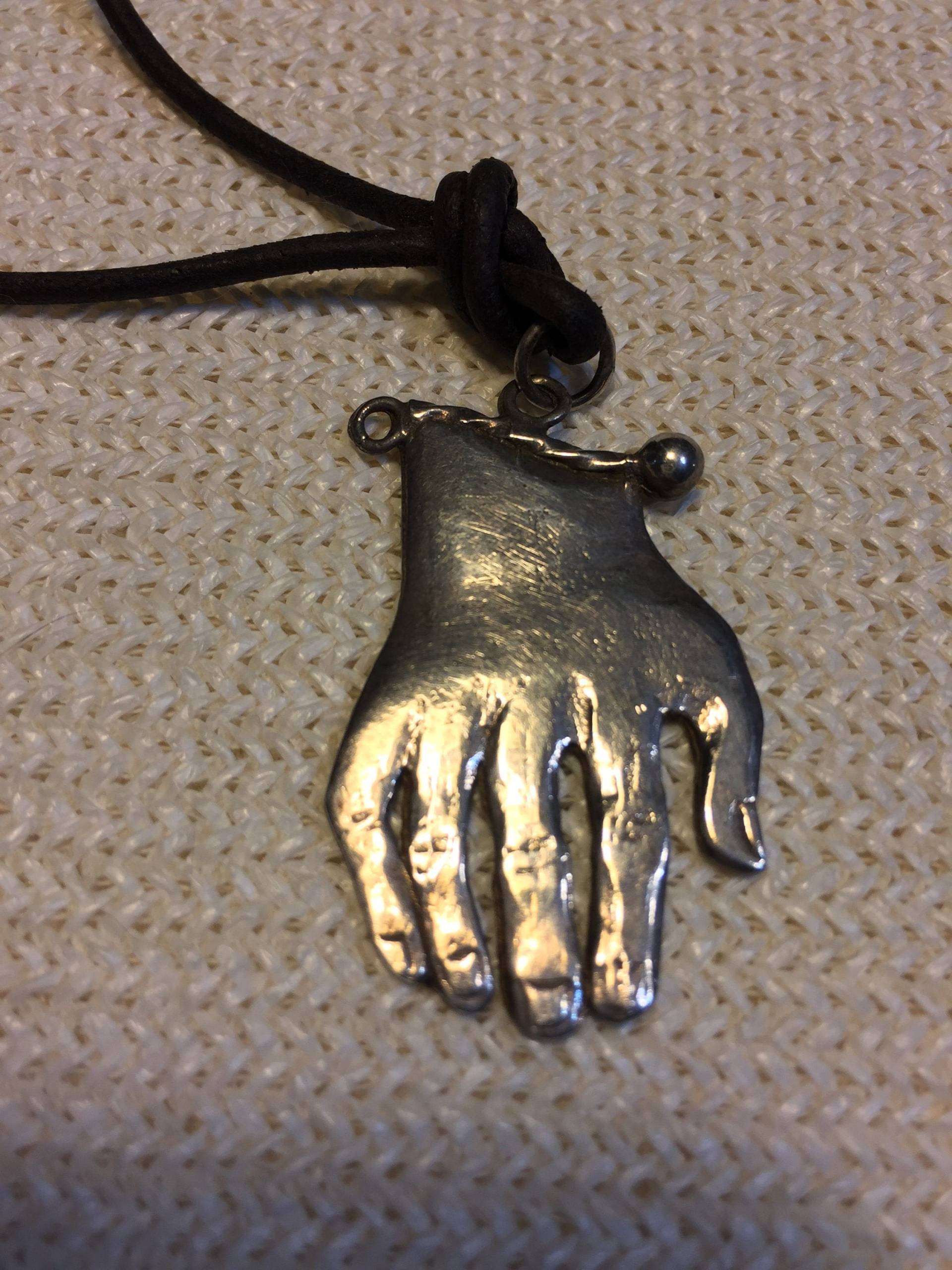 sterling Silber Hand Anhänger Halskette, Brutalist Schmuck von StyleSourceNYC