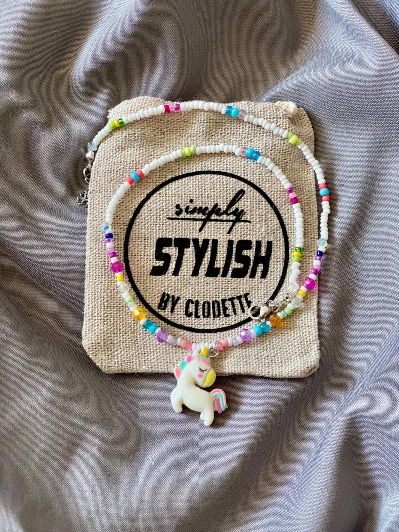 Kinderkette Einhorn Handmade Kette Für Kinder Einhornkette Bunte Perlenkette Pink Rosa Blau Gelb Silber Kinderkette Einhorn Handmade Kette Für Kinder Einhornkette Bunte Perlenkette Pink Rosa Blau Gelb Silber von StylishByClodette