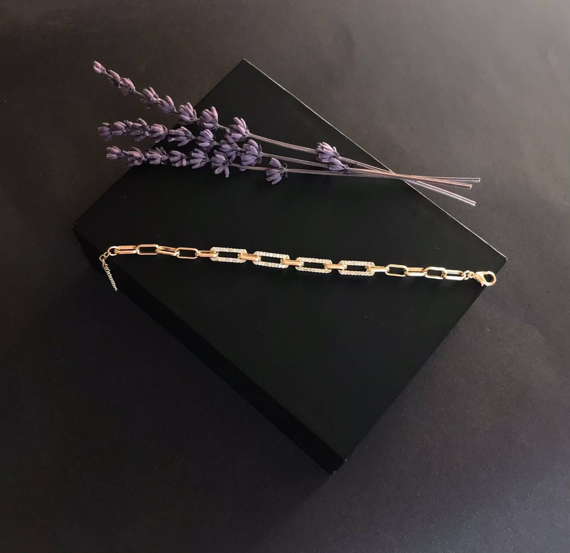 18K Gold Filled Armband, Zirkon Verstellbares Stilvolles Goldfarbarmband, Armband Mit Rechteckiger Form, Symbolarmband 18K Gold Filled Armband, Zirkon Verstellbares Stilvolles Goldfarbarmband, Armband Mit Rechteckiger Form, Symbolarmband von StylishJewelryy
