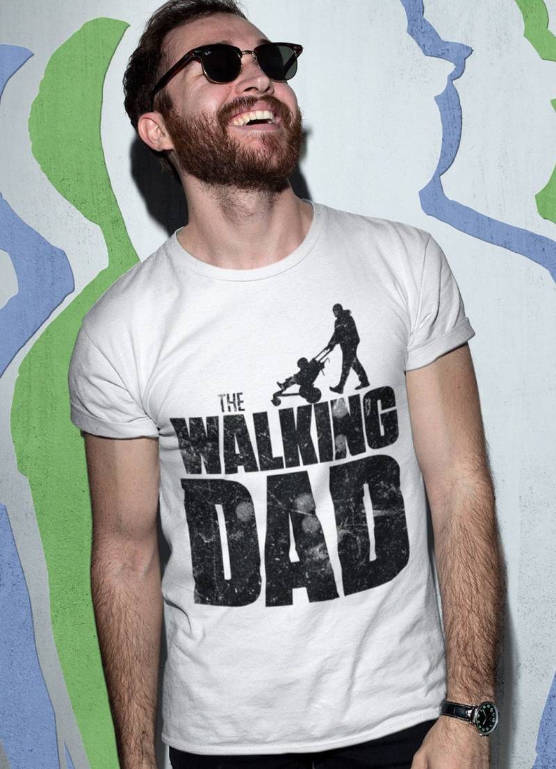 Herren T-Shirt Basic The Walking Dad Vatertagsgeschenk Für Coole Papis von Stylotex