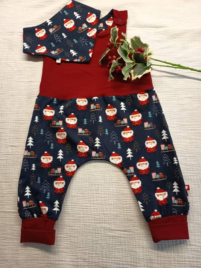 Weinachten Strampler Mit Dreiecke von StylundFaden