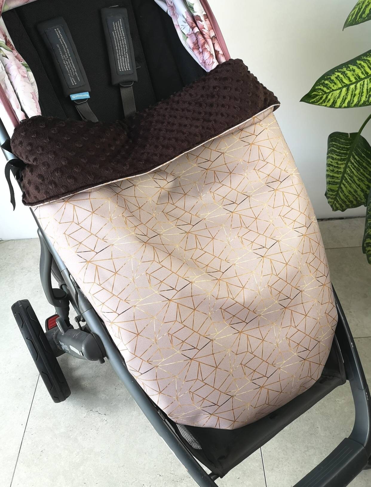 Wasserdichte Kinderwagendecke Cacao & Chocolate Tagesdecke Cover Für Kinderwagen Uppababy Crystalline von StylySmily