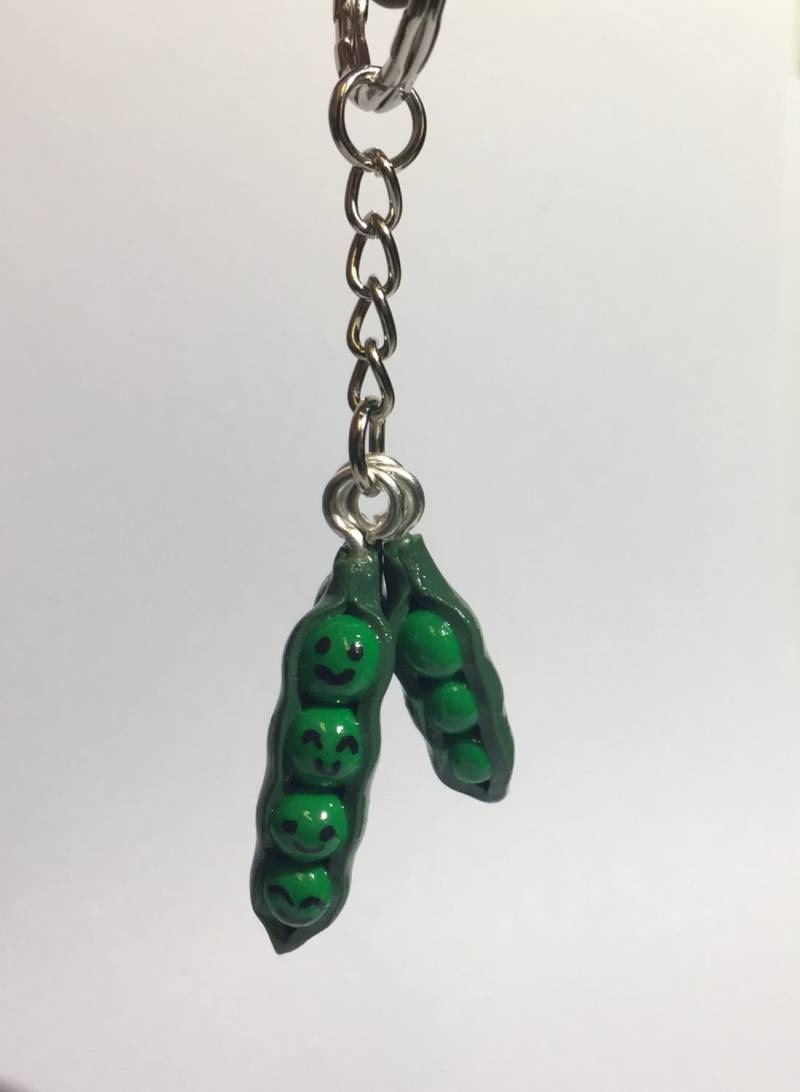 Süße Grüne Erbsen Schlüsselanhänger, Polymer Clay Lebensmittel Schlüsselanhänger Süße Grüne Erbsen Schlüsselanhänger, Polymer Clay Lebensmittel Schlüsselanhänger von SuddenGoods