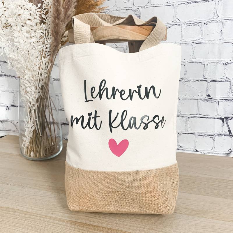 Juteshopper Lehrerin Mit Klasse Als Abschiedsgeschenk Für Die Beste Lehrerin, Dankeschön Grundschule von SueBeCreative