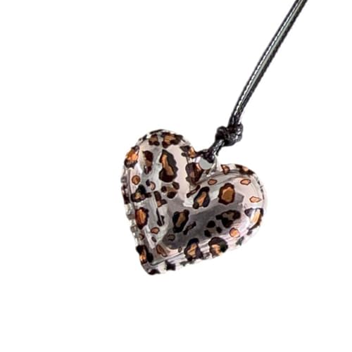 Trendige Silberne Halskette Mit Leopardenstabiler Leichtmetallharz Liebe Herz Anhänger Tragbar Für Frauen Und Männer Langkettige Langketten Halskette von SueaLe