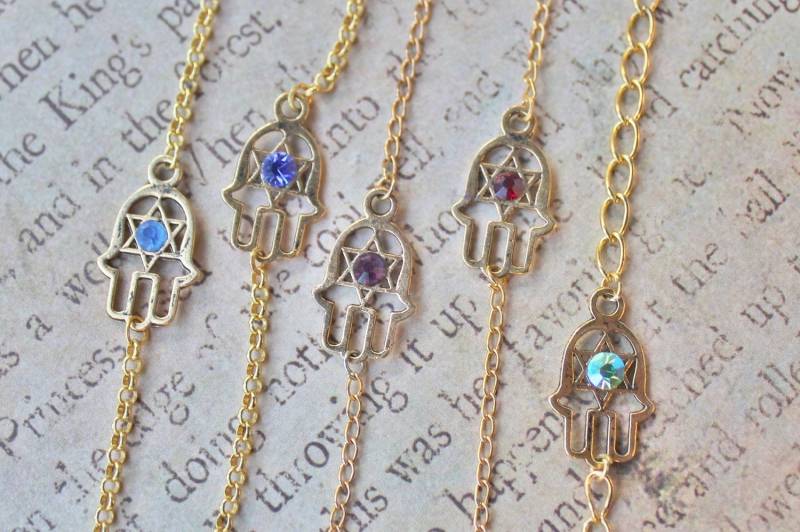 Vergoldetes Hamsa Armband Kristall Evil Eye Charm von SuesArts