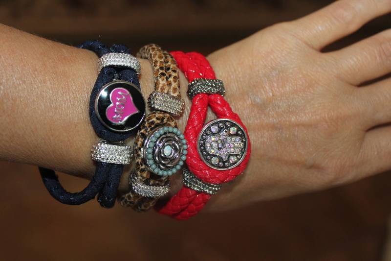 Handgefertigtes Hamsa Bettelarmband Verstellbares Armreif von SuesArts