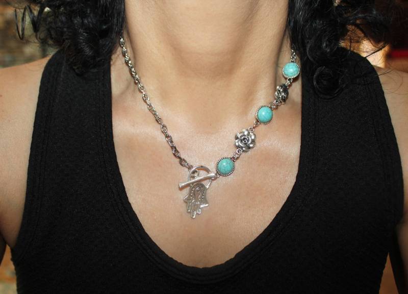 Handgemachte Hamsa Anhänger Halskette Türkis Evil Eye Schmuck von SuesArts