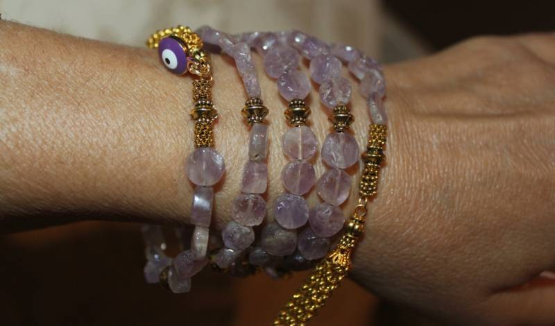 Handgemachte Perlen Hamsa Armband Evil Eye Anhänger, Glasperlen von SuesArts