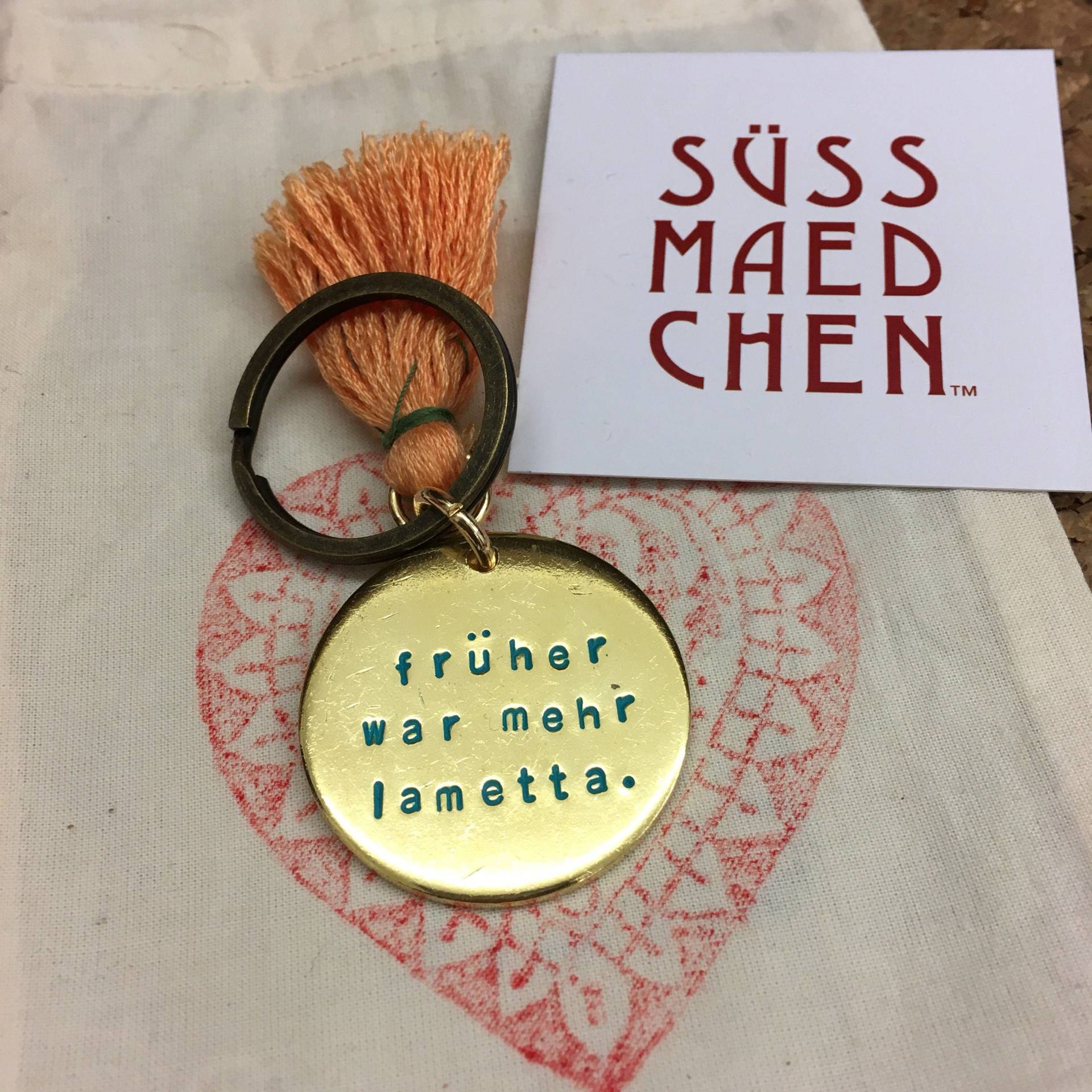 Früher War Mehr Lametta Anhänger Weihnachtsgeschenk Handmade Nostalgie Geschenkidee Vintage Spruch Schlüsselanhänger Messing von Suessmaedchen