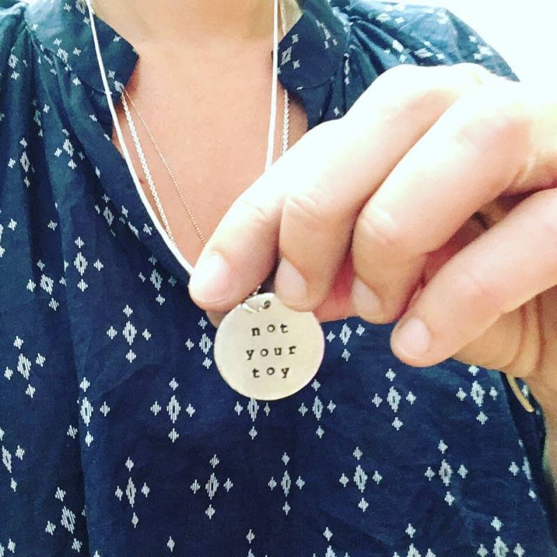 Personalisiertes Schmuckstück Mit Wunschtext Silberkette Anhänger Geschenk Idee Handgemacht Aus Berlin Mantra Halskette Koordinaten von Suessmaedchen