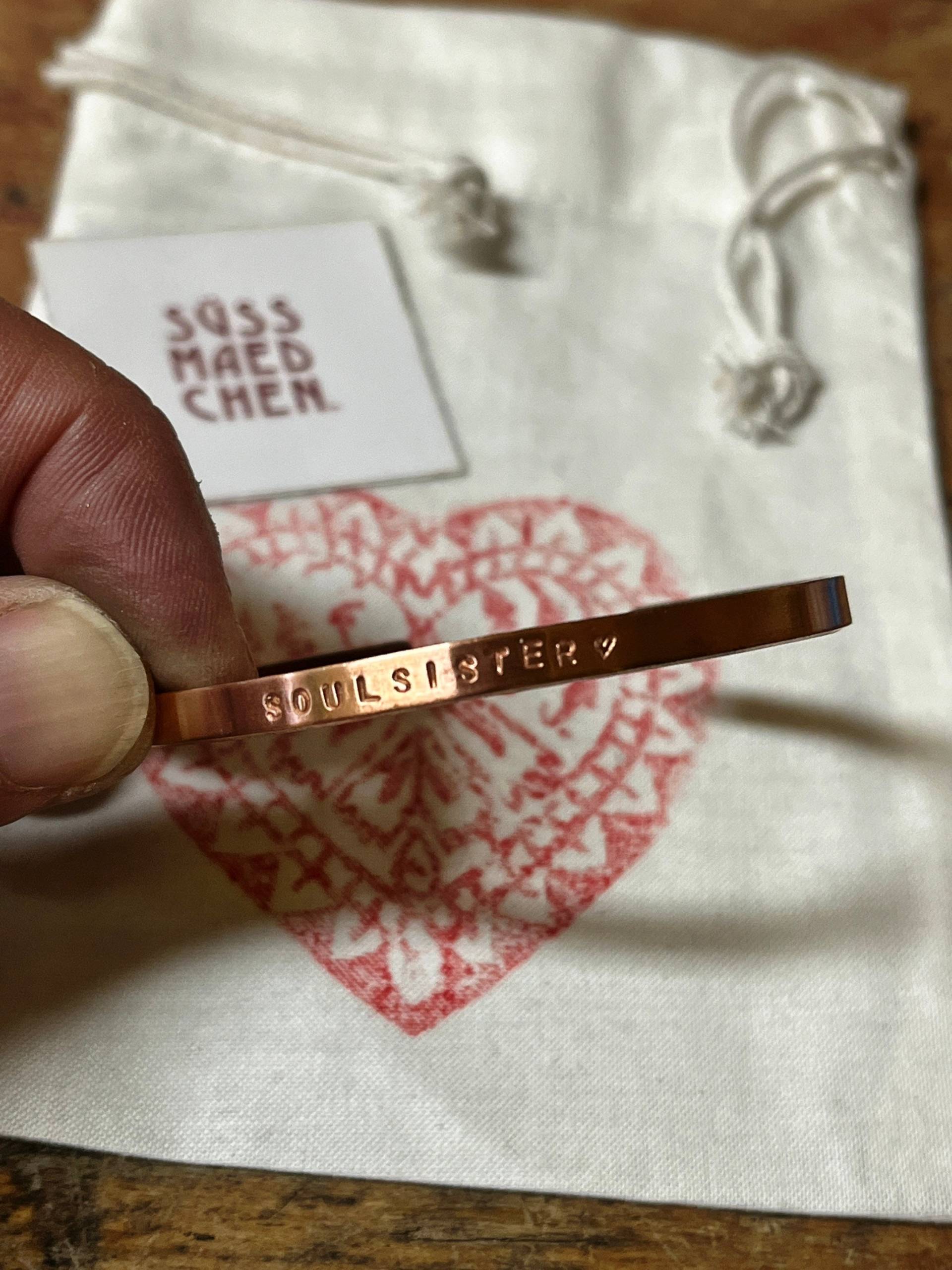 Soulsister Armreifen Geschenk Seelenverwandt Kupferarmreif Beste Freundin Armspange Instagram Trend Armband Schwester Manschetten Armbänder von Suessmaedchen