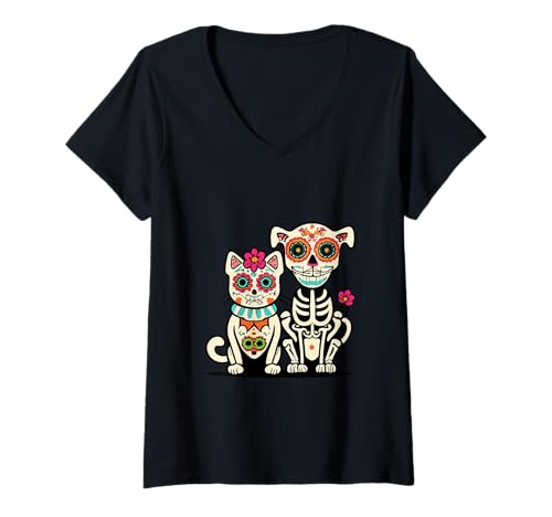 Damen Halloween Dia de los Muertos Sugar Skull Skelett Hunde & Katze T-Shirt mit V-Ausschnitt Damen Halloween Dia de los Muertos Sugar Skull Skelett Hunde & Katze T-Shirt mit V-Ausschnitt von Sugar Skull Cat and Dog Halloween Day of Dead tees