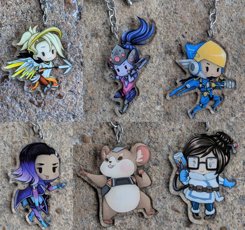 Shooterwatch-Charaktere, Acrylanhänger - 5 cm Shooterwatch-Charaktere, Acrylanhänger - 5 cm von SugarCubedStudios