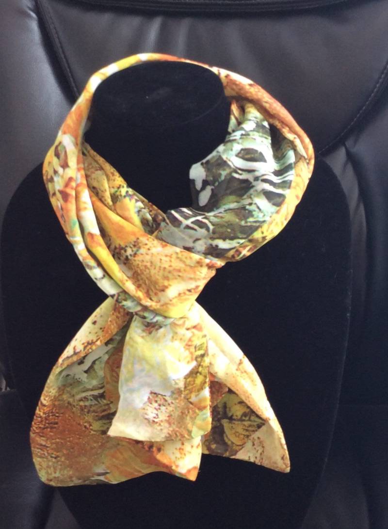 Schöne Schals Und Wraps von SugarLipzStudio