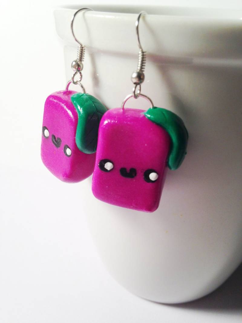 Kawaii Fruit Ohrringe, Polymer Clay, Himbeer Blueberry Clay Charms, Winzige Silber Lila Schmuck von SugarNummy