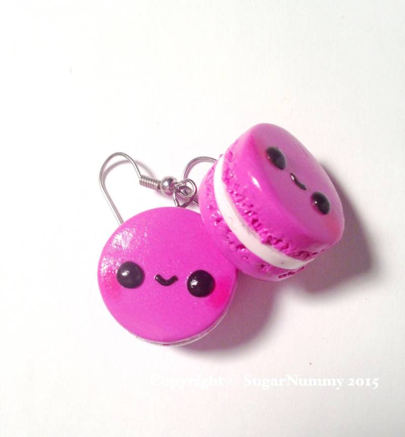 Macaron Ohrringe, Rosa Fimo Schmuck, Cookie Kawaii Ton Anhänger, Essen Kleine Essen, Dessert Schmuck von SugarNummy