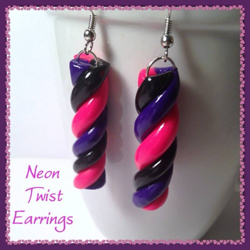 Neon-Twist-Ohrringe, Heiße Rosa Schmuck, Polymer Clay, Kawaii Clay Charme, Candy Ohrringe, Winzigen Ton Essen, Silber Neonfarben, Pink von SugarNummy