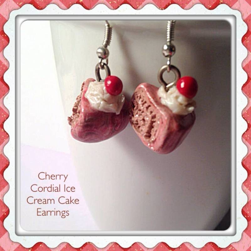 Polymer Clay Cherry Cordial Eis Kuchen Ohrringe - Zierliche Schmuck Kawaii Dessert von SugarNummy