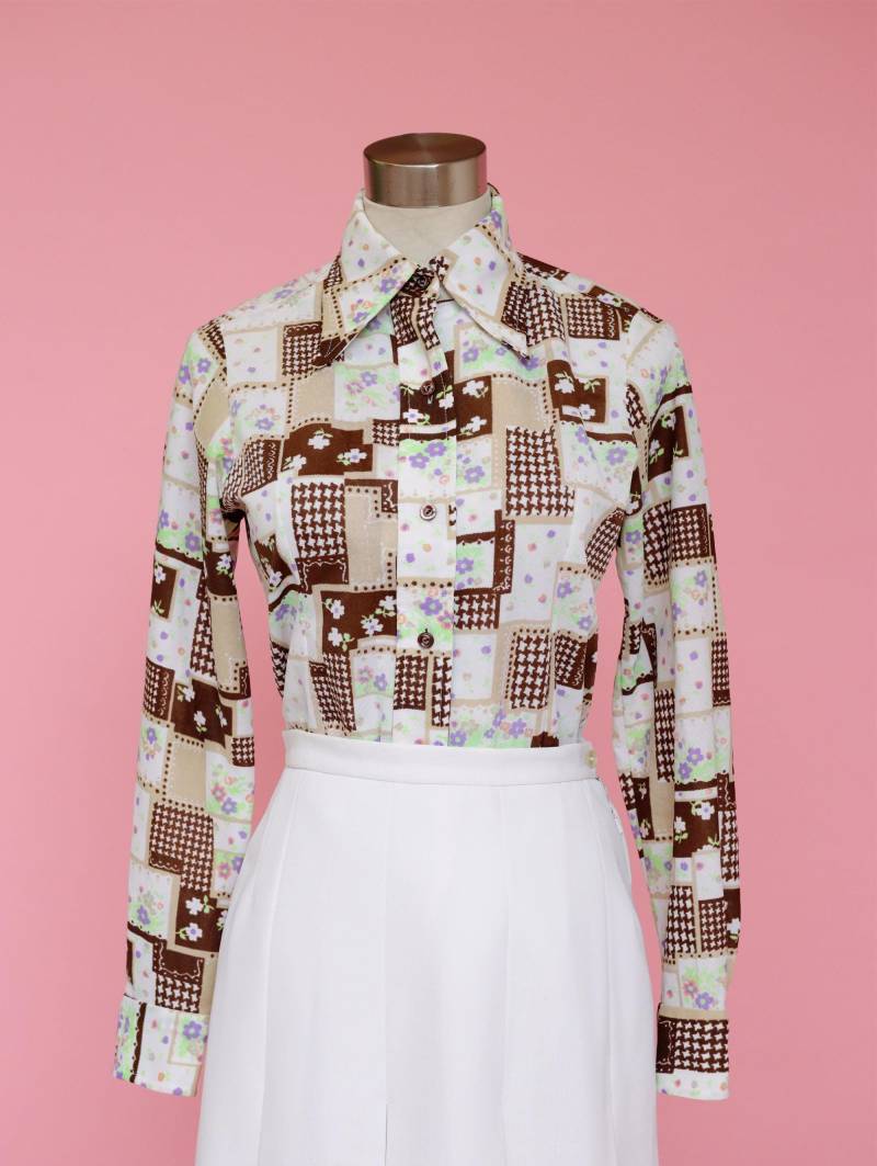 Vintage 70Er Jahre Bluse Mit Blümchenmuster, Grün & Braun von Sugarcanethelabel