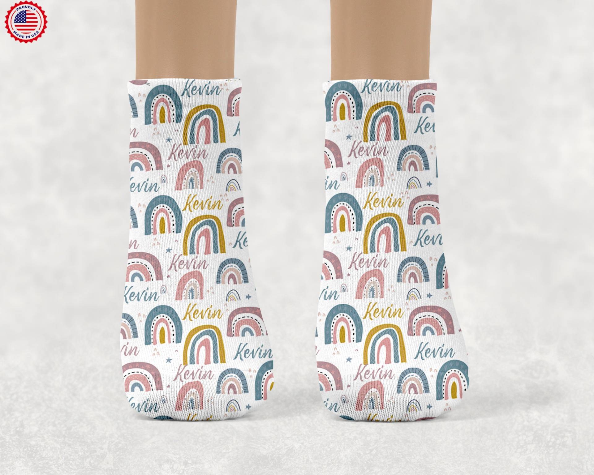 Personalisierte Boho Kinder Socken, Kindersocken, Regenbogen Kindersocken - Geburtstagsgeschenk, Einzigartiges Geschenk, Süße Geschenkidee Für von Sugardesignsusa