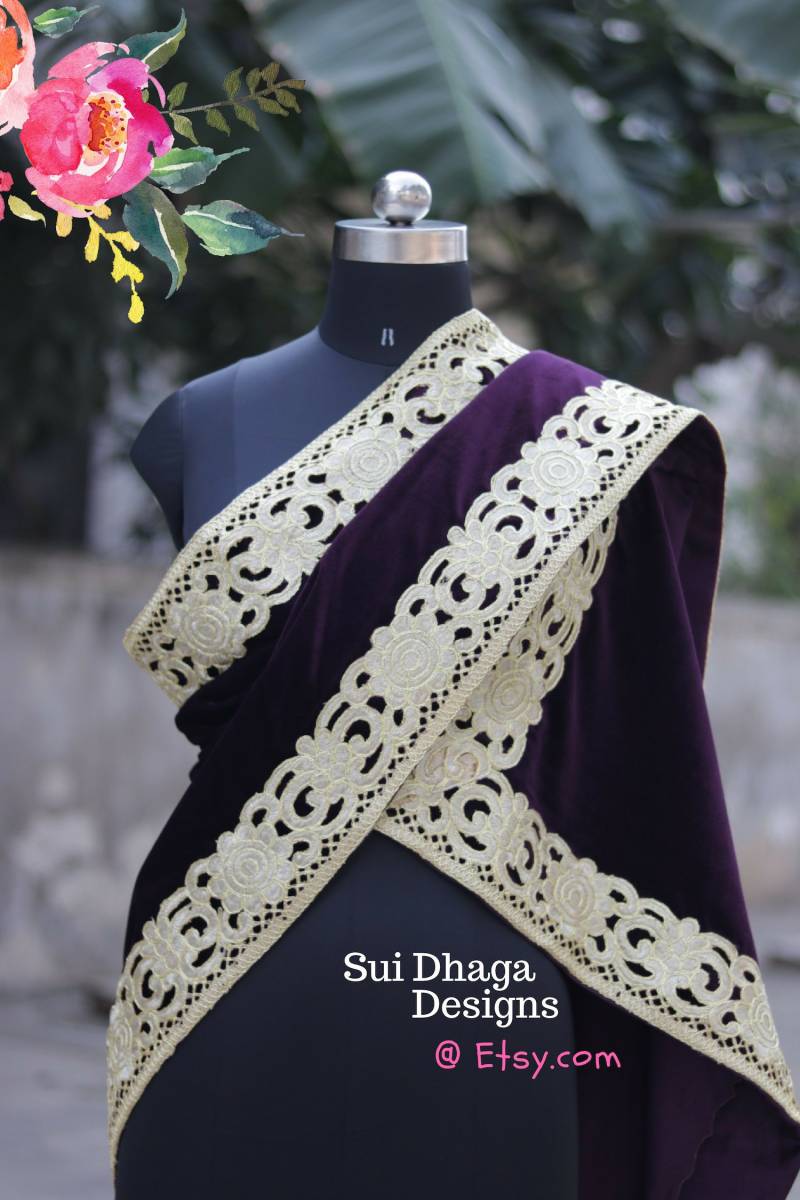 Weinfarbe Samt Tuch Wickeltuch Lila, Eleganter Schal Hijab Designer Dupatta Stola, Warme Kuschelige Weiche Winter Wrap Handgefertigt Weinfarbe Samt Tuch Wickeltuch Lila, Eleganter Schal Hijab Designer Dupatta Stola, Warme Kuschelige Weiche Winter Wrap Handgefertigt von SuiDhaga