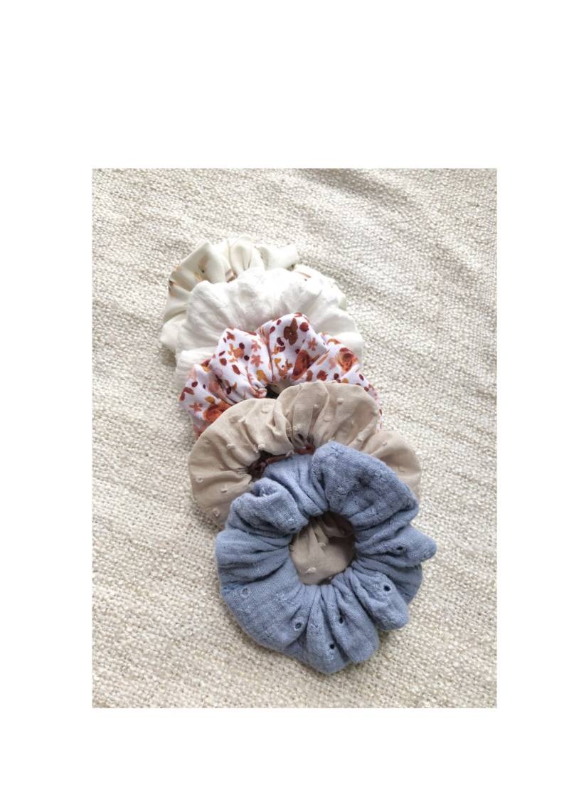 Scrunchie Haar Tie, Haargummi Aus Stoff, Accessoire von Suitcaselovers