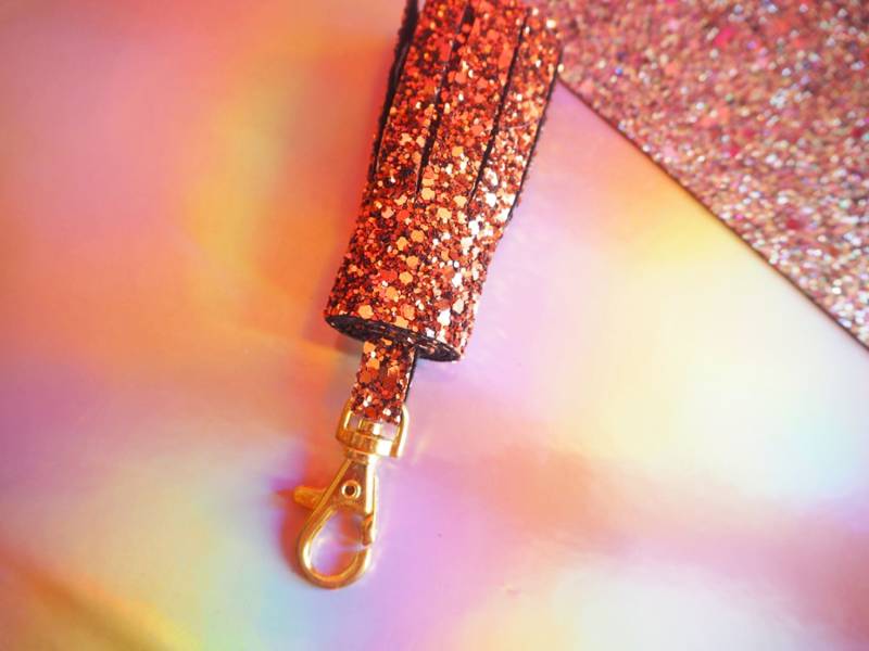 Kupfer Glitter Quaste Schlüsselanhänger, Funkelnde Quasten Kupfer Glitter Quaste Schlüsselanhänger, Funkelnde Quasten von SukiSaburDesigns