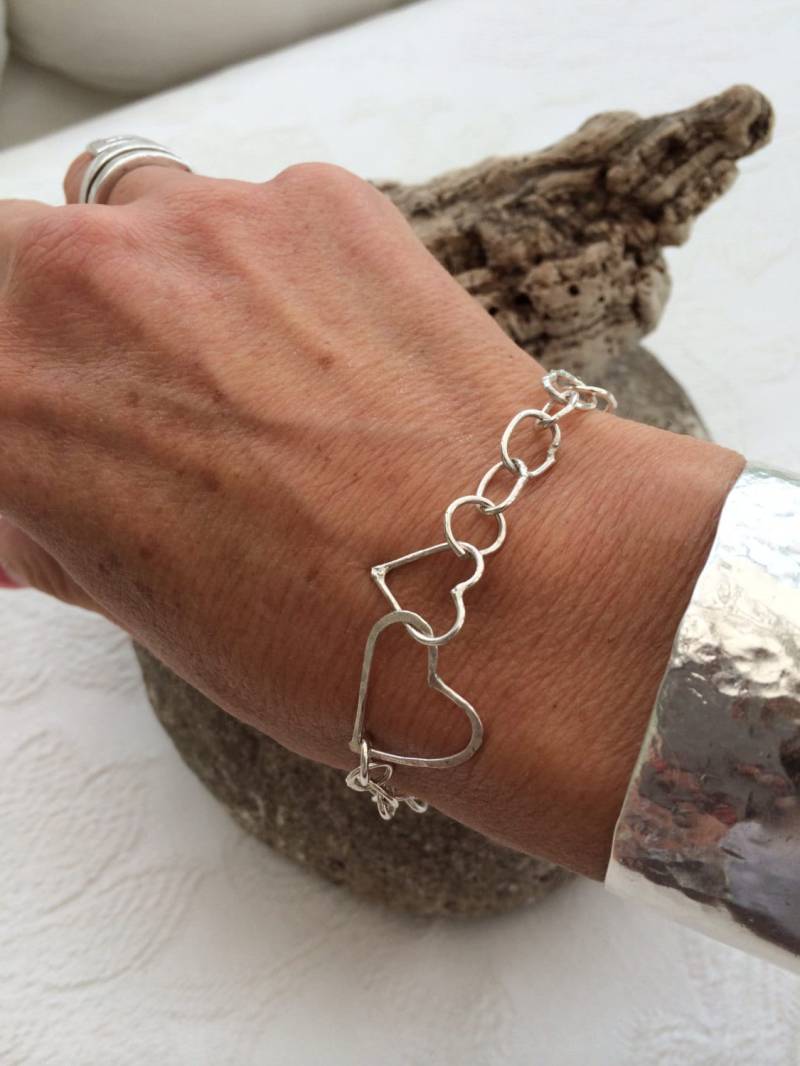 Zoe - Massives Silber Herz Armband Zoe - Massives Silber Herz Armband von SulisSilver