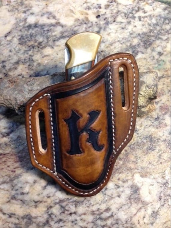 Monogrammed Custom Punzierte Lederscheide Für Die Buck 110 Messer Und Sod Buster von Sullivanleather