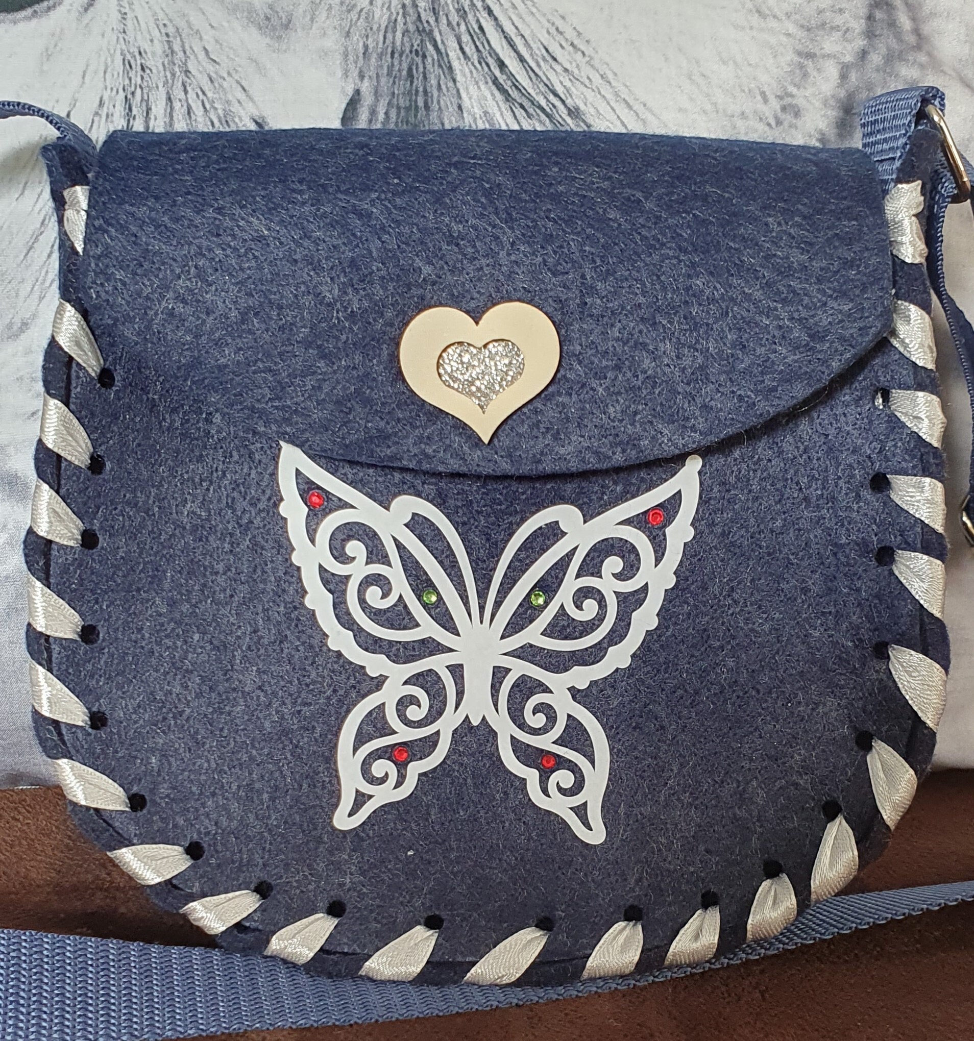 Kindergarten Tasche Für Mädchen, Mädchentasche Mit Schmetterling, Umhängetasche Vegan, Filztäschchen Zum Geburtstag von SummerBees53