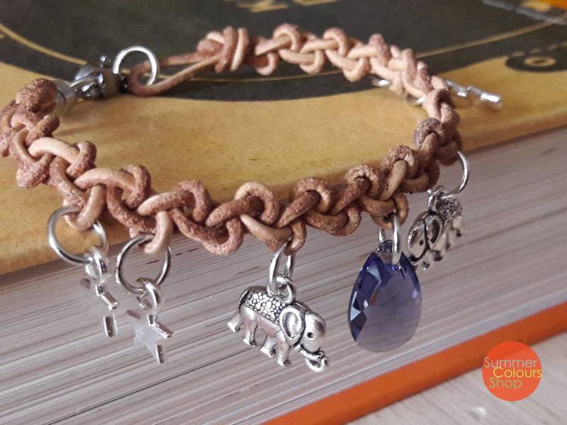 Schöne Swarovski Tansanit Kristall Anhänger Armband Silber Elefant Bettelarmband Makramee Lederarmband von SummerColoursShop