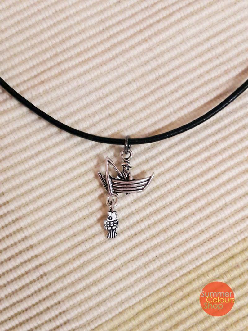 Silber Charm Leder Halskette Boot Und Fisch Silber Charm Leder Halskette Boot Und Fisch von SummerColoursShop