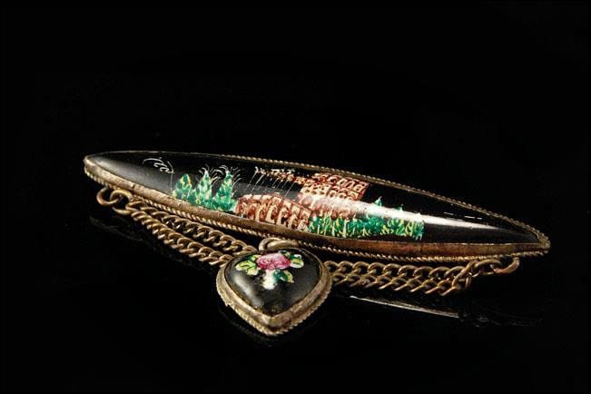 Alte Schwarze Emaille-Schloss-Szene-sterling-Herz-Pin-Brosche von SummitTreasures