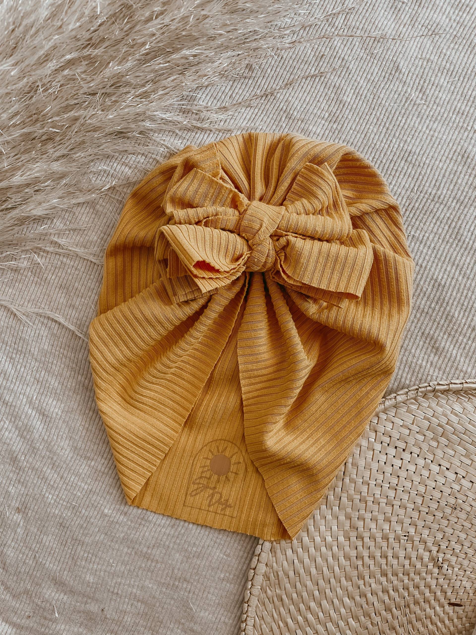 Senf Gerippte Baby Turban, Messy Now Kopftuch, Knoten Geschenk von SunDazeheadwraps