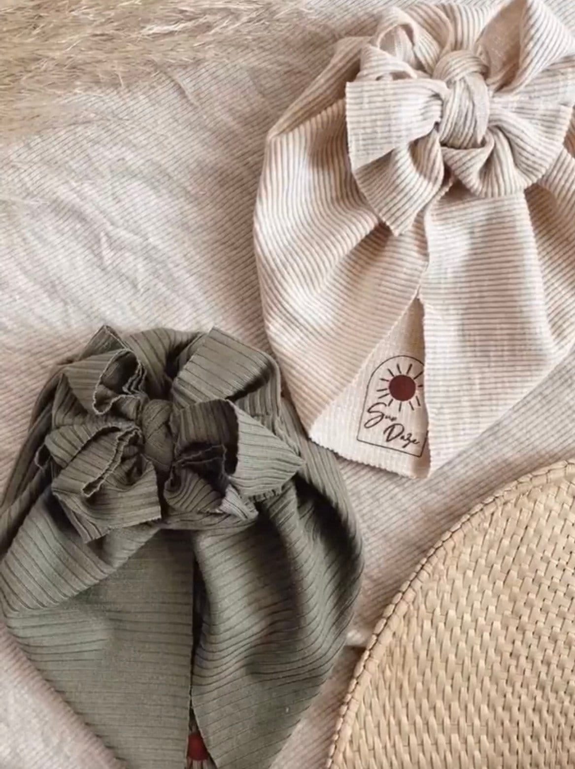 Waldgrün Gerippter Baby Turban, Messy Now Kopftuch, Knoten Geschenk, Now, Geschenk von SunDazeheadwraps