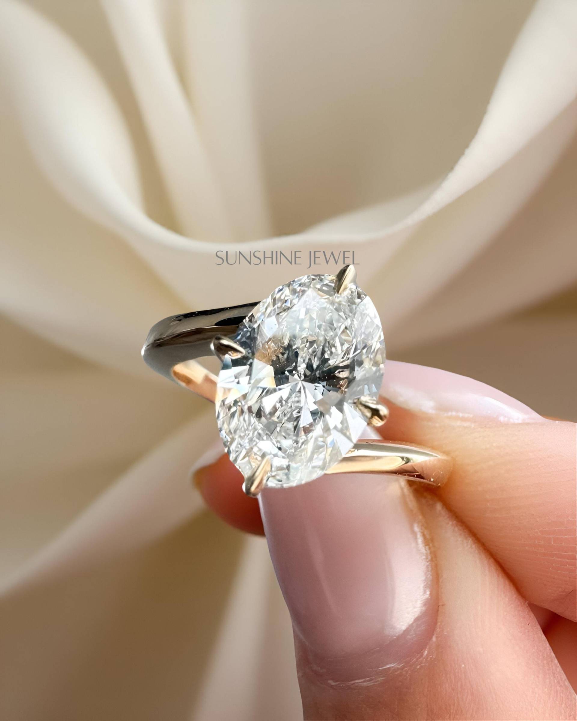 Oval Cut Moissanite Verlobungsring.12 X 10 Mm 4.95Ct.wedding Ring, Geschenk Für Sie, Valentinstag Geschenk, Geburtstag Geschenk, Jubiläum Geschenk Oval Cut Moissanite Verlobungsring.12 X 10 Mm 4.95Ct.wedding Ring, Geschenk Für Sie, Valentinstag Geschenk, Geburtstag Geschenk, Jubiläum Geschenk von SunShineJewelsin