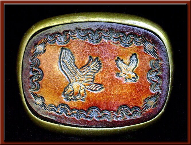 Eagles Design, Handgefertigte Und Werkzeugierte Ledergürtelschnalle Passt Bis Zu 1 3/4" Breitem Gürtel. 2 1/2" High X 3 1/4" Lang von SunWizardCreations
