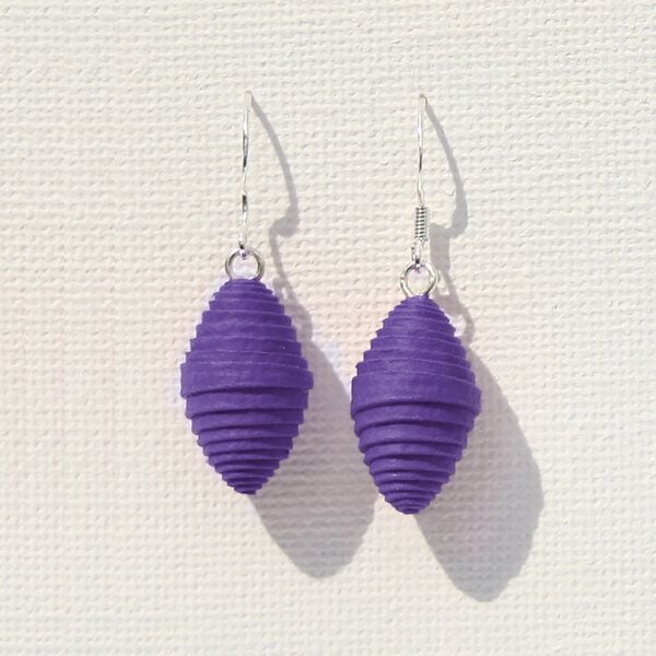 Sundara Ohrringe "Mini-Spindel", handgeschöpftes Recycling Baumwollpapier von Sundara