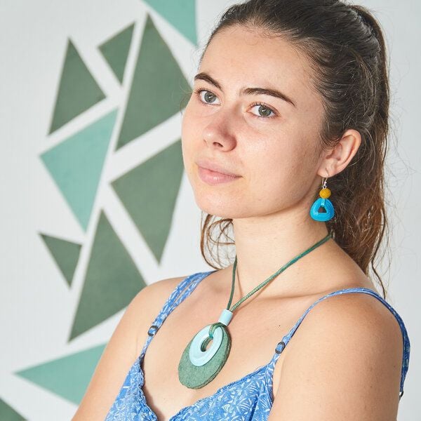 Sundara Ohrringe "Triangle" aus handgeschöpftem Recycling Baumwollpapier von Sundara