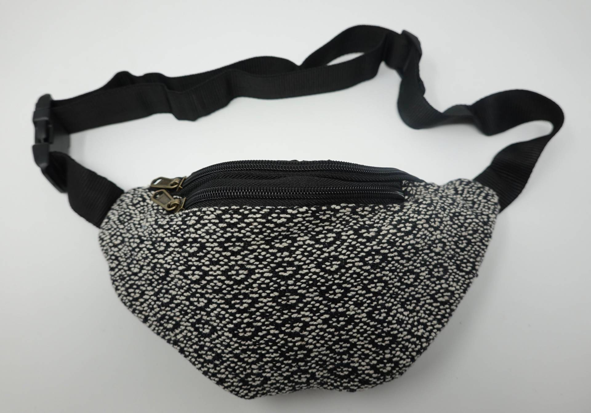 Gürteltasche Aus Baumwolle Mit 3 Reißverschlussfächern, Hüfttasche, Brusttasche, Partytasche, Handy -/Schlüsseltasche, Fanny Pack, Bum Bag Gürteltasche Aus Baumwolle Mit 3 Reißverschlussfächern, Hüfttasche, Brusttasche, Partytasche, Handy -/Schlüsseltasche, Fanny Pack, Bum Bag von SundaraHandicrafts