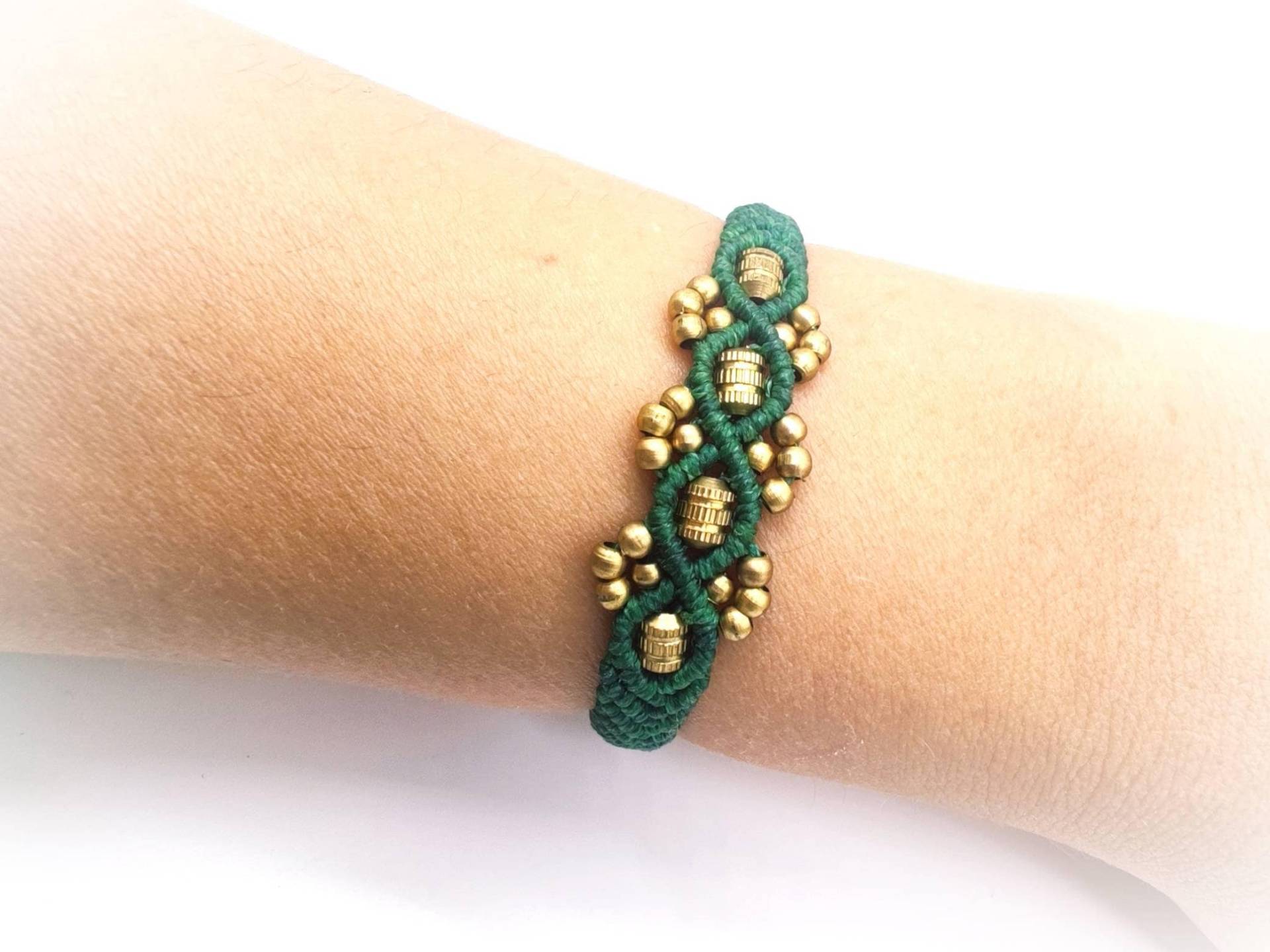 Boho Wanderer Micro Macrame Bracelet With Gold Beads - Handmade Friendship Bracelet, Gift For Her von SundariiNature