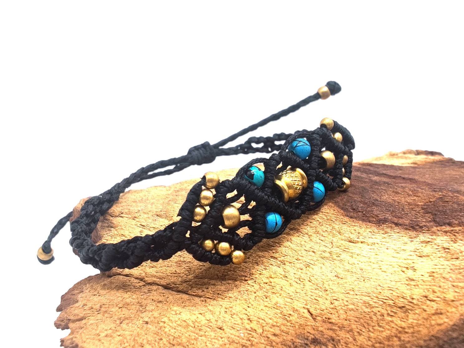 Free Spirit Micro Macrame Bracelet With Gold & Turquoise Beads - Boho Friendship Bracelet, Gift For Her von SundariiNature
